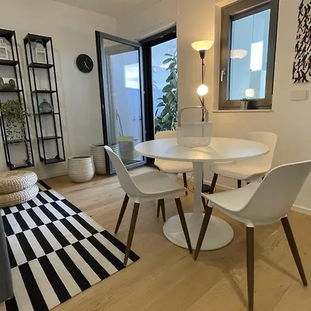 House Of Cavani Sea View Terrace 巴里